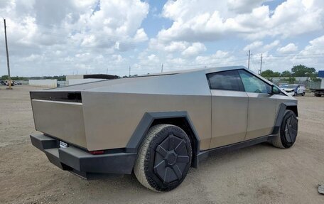 Tesla Cybertruck, 2024 год, 22 110 000 рублей, 6 фотография