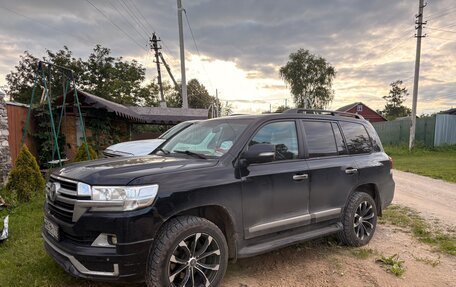 Toyota Land Cruiser 200, 2013 год, 3 500 000 рублей, 2 фотография