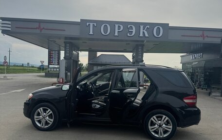 Mercedes-Benz M-Класс, 2006 год, 1 050 000 рублей, 2 фотография