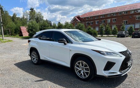 Lexus RX IV рестайлинг, 2020 год, 6 500 000 рублей, 3 фотография