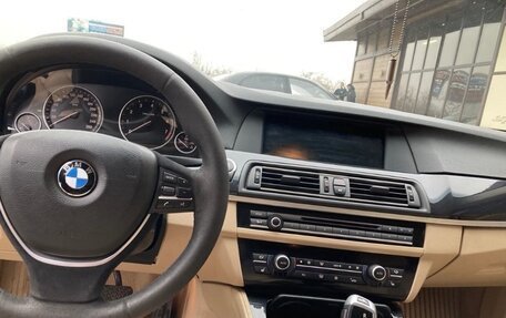 BMW 5 серия, 2012 год, 1 700 000 рублей, 13 фотография