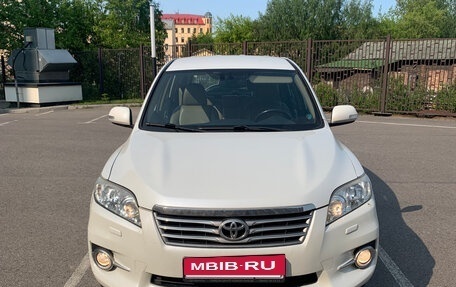 Toyota RAV4, 2010 год, 1 300 000 рублей, 2 фотография