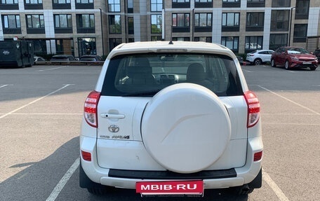 Toyota RAV4, 2010 год, 1 300 000 рублей, 6 фотография