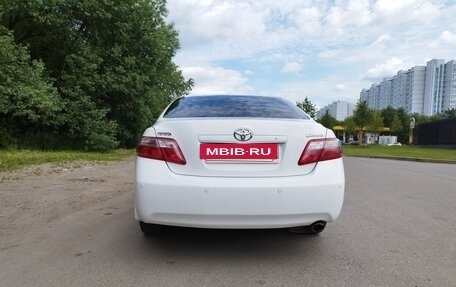 Toyota Camry, 2011 год, 1 320 000 рублей, 10 фотография