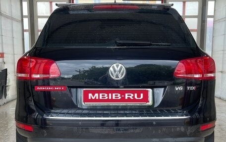 Volkswagen Touareg III, 2011 год, 2 050 000 рублей, 11 фотография
