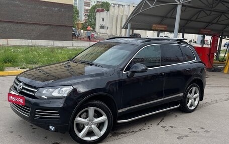 Volkswagen Touareg III, 2011 год, 2 050 000 рублей, 3 фотография