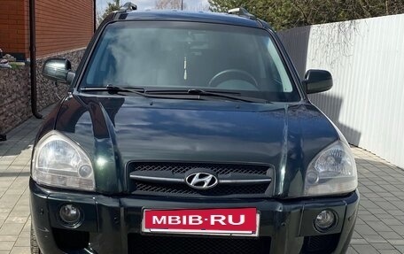 Hyundai Tucson III, 2007 год, 730 000 рублей, 2 фотография
