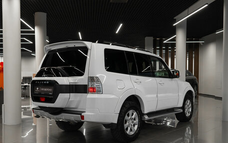 Mitsubishi Pajero IV, 2014 год, 2 360 000 рублей, 5 фотография