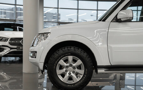 Mitsubishi Pajero IV, 2014 год, 2 360 000 рублей, 23 фотография