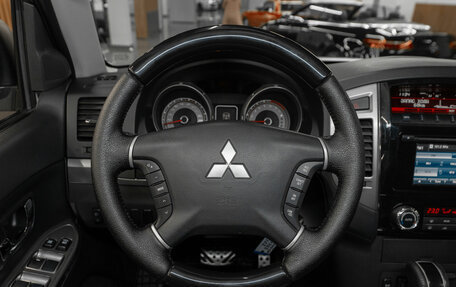 Mitsubishi Pajero IV, 2014 год, 2 360 000 рублей, 12 фотография