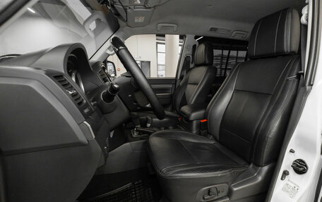 Mitsubishi Pajero IV, 2014 год, 2 360 000 рублей, 11 фотография