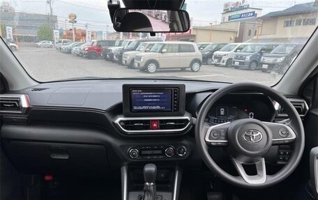 Toyota Raize I, 2019 год, 1 780 055 рублей, 6 фотография