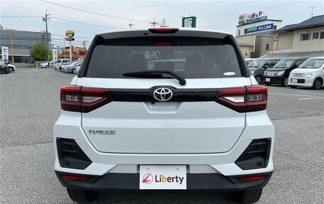 Toyota Raize I, 2019 год, 1 780 055 рублей, 3 фотография