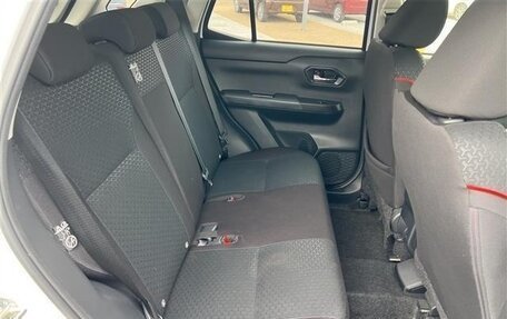 Toyota Raize I, 2019 год, 1 780 055 рублей, 14 фотография