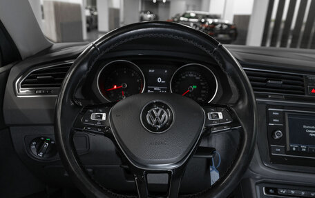Volkswagen Tiguan II, 2018 год, 2 090 000 рублей, 12 фотография
