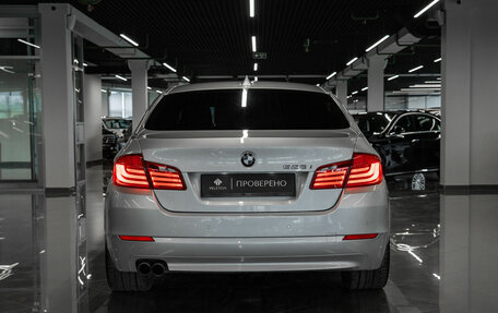 BMW 5 серия, 2010 год, 1 640 000 рублей, 6 фотография