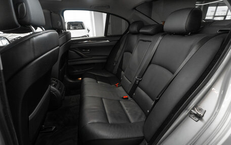 BMW 5 серия, 2010 год, 1 640 000 рублей, 13 фотография