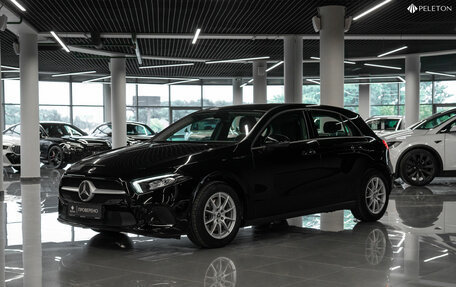 Mercedes-Benz A-Класс, 2020 год, 2 440 000 рублей, 1 фотография