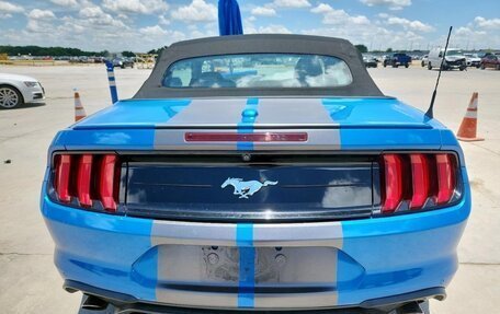 Ford Mustang VI рестайлинг, 2023 год, 2 810 000 рублей, 5 фотография