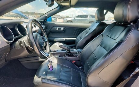 Ford Mustang VI рестайлинг, 2023 год, 2 810 000 рублей, 7 фотография