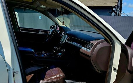 Volkswagen Touareg III, 2011 год, 2 570 000 рублей, 4 фотография