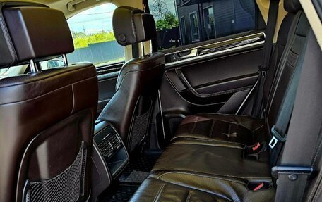Volkswagen Touareg III, 2011 год, 2 570 000 рублей, 9 фотография