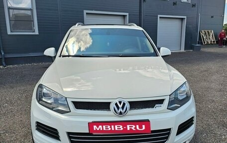 Volkswagen Touareg III, 2011 год, 2 570 000 рублей, 6 фотография