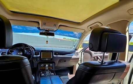 Volkswagen Touareg III, 2011 год, 2 570 000 рублей, 15 фотография