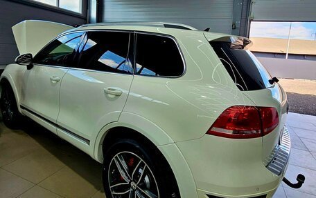 Volkswagen Touareg III, 2011 год, 2 570 000 рублей, 26 фотография