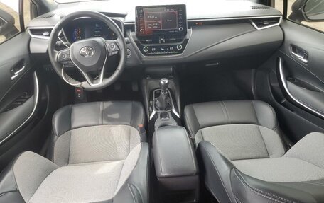 Toyota Corolla, 2022 год, 2 010 000 рублей, 8 фотография