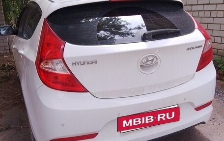Hyundai Solaris II рестайлинг, 2015 год, 1 400 000 рублей, 3 фотография