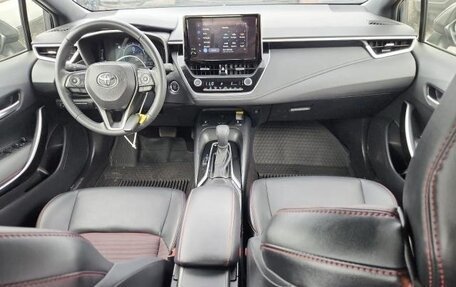 Toyota Corolla, 2024 год, 2 210 000 рублей, 8 фотография