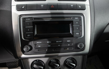 Volkswagen Polo VI (EU Market), 2013 год, 1 119 000 рублей, 18 фотография