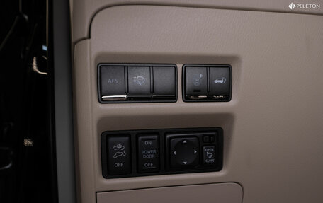 Infiniti QX56, 2012 год, 1 800 000 рублей, 22 фотография