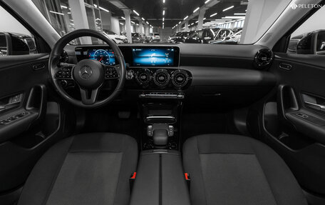 Mercedes-Benz A-Класс, 2020 год, 2 440 000 рублей, 8 фотография