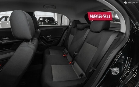 Mercedes-Benz A-Класс, 2020 год, 2 440 000 рублей, 12 фотография