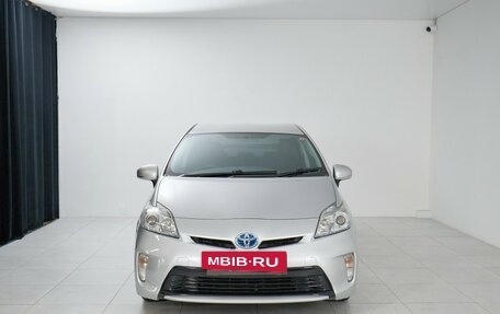 Toyota Prius, 2015 год, 1 265 000 рублей, 2 фотография