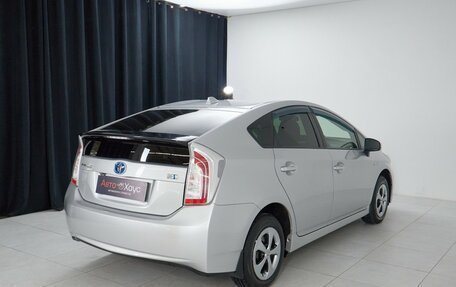 Toyota Prius, 2015 год, 1 265 000 рублей, 7 фотография