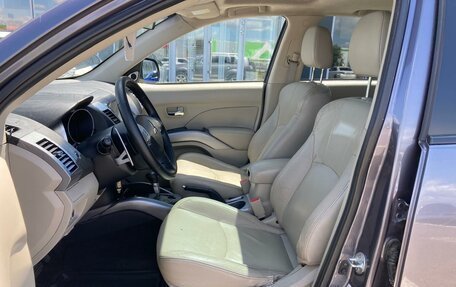 Mitsubishi Outlander III рестайлинг 3, 2008 год, 990 000 рублей, 13 фотография