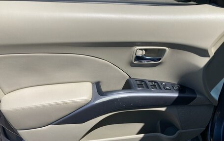 Mitsubishi Outlander III рестайлинг 3, 2008 год, 990 000 рублей, 23 фотография