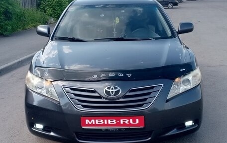 Toyota Camry, 2008 год, 950 000 рублей, 1 фотография