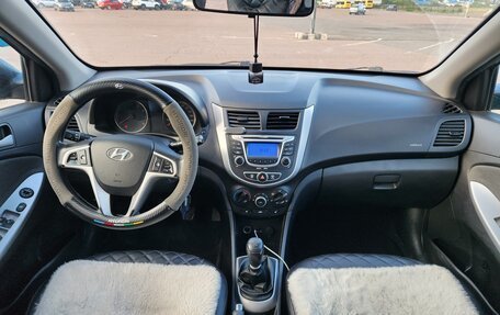 Hyundai Solaris II рестайлинг, 2012 год, 575 000 рублей, 7 фотография
