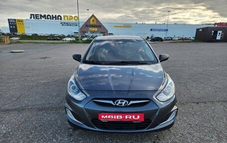 Hyundai Solaris II рестайлинг, 2012 год, 575 000 рублей, 2 фотография