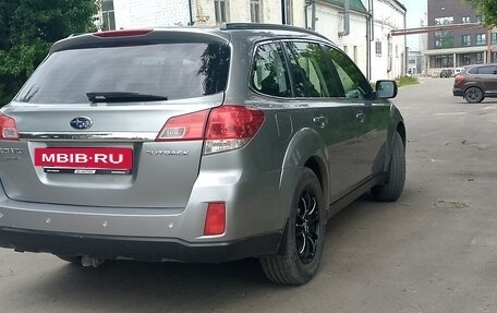 Subaru Outback IV рестайлинг, 2010 год, 1 380 000 рублей, 3 фотография