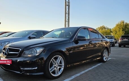 Mercedes-Benz C-Класс, 2011 год, 1 750 000 рублей, 3 фотография