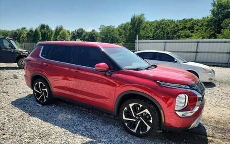 Mitsubishi Outlander, 2023 год, 3 310 000 рублей, 3 фотография
