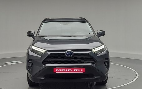 Toyota RAV4, 2022 год, 2 700 000 рублей, 2 фотография