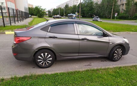 Hyundai Solaris II рестайлинг, 2011 год, 519 000 рублей, 3 фотография