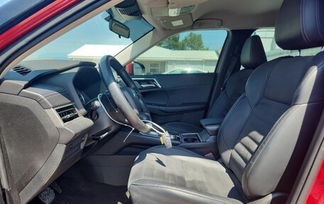 Mitsubishi Outlander, 2023 год, 3 310 000 рублей, 7 фотография