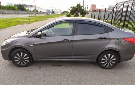 Hyundai Solaris II рестайлинг, 2011 год, 519 000 рублей, 5 фотография